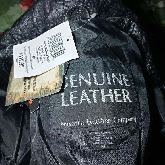 Leather jacket - Picture 7 of 11